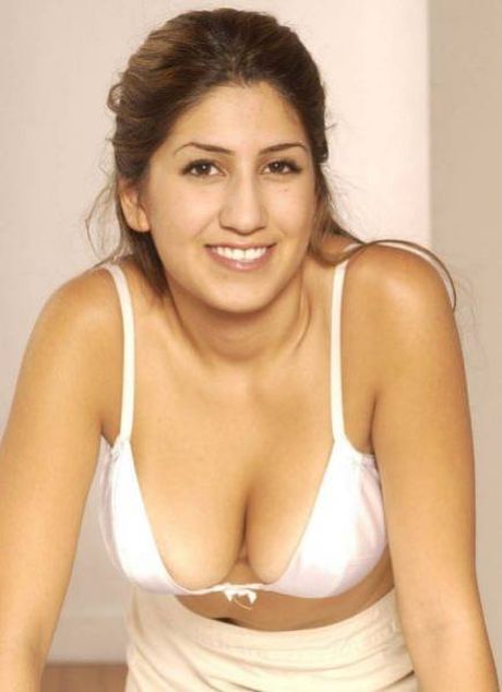 Amateur Indian Gfs 48